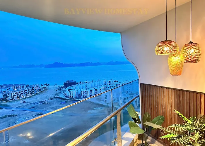 Bay View Panoramic Bay View Luxury Aparthotel Hạ Long